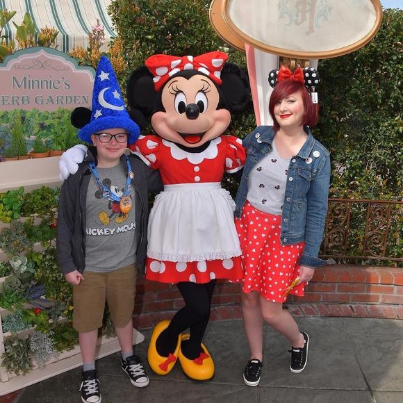 Meet your Posher, Adrienne - Picture 1 of 1